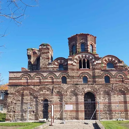 Отель Family St Stefan 3*